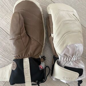 Dakine women’s galaxy leather gore-Tex ski mitten size: m/7